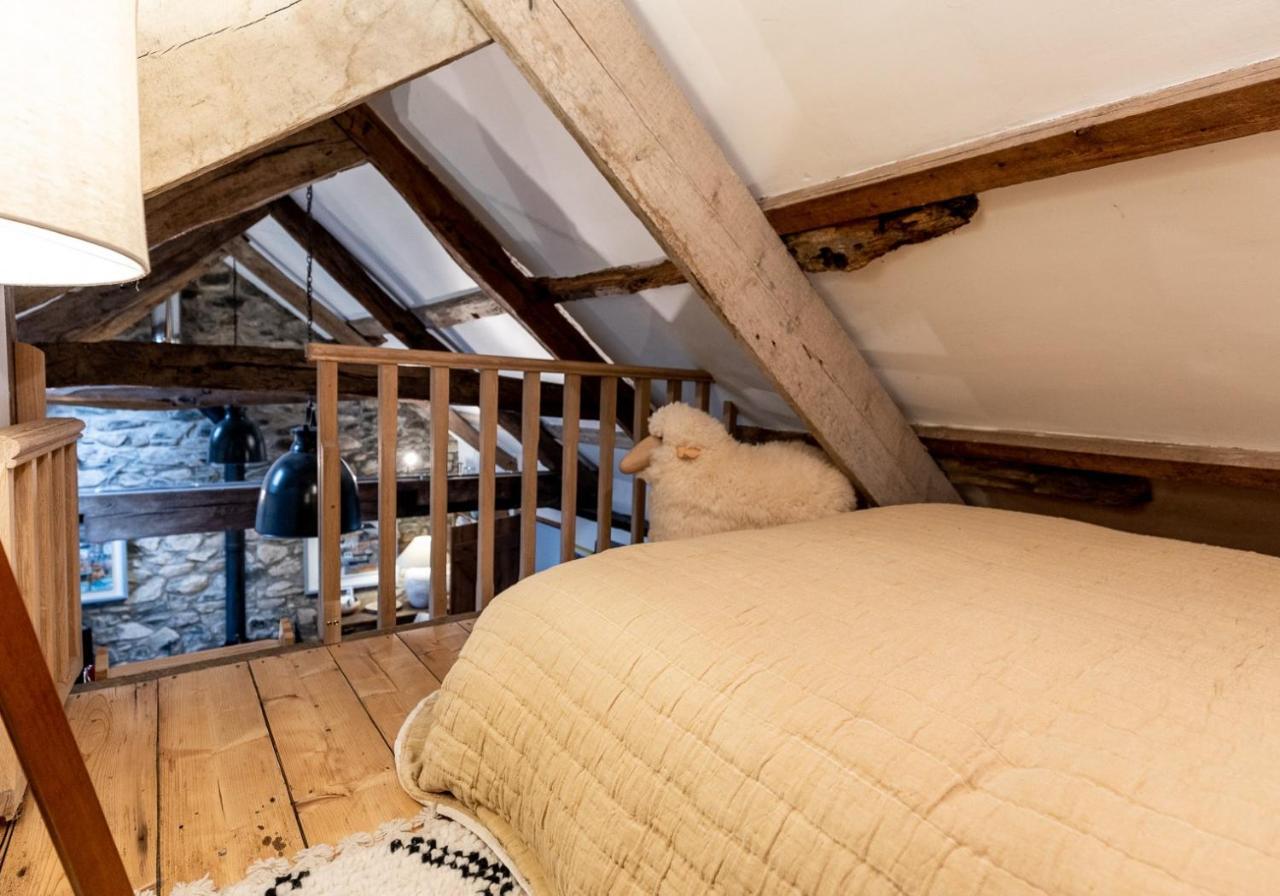 Bwthyn Capten - A Charming Cottage For Up To 6 Newport  Esterno foto