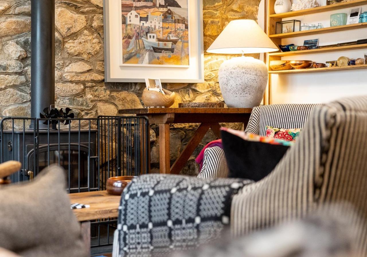 Bwthyn Capten - A Charming Cottage For Up To 6 Newport  Esterno foto